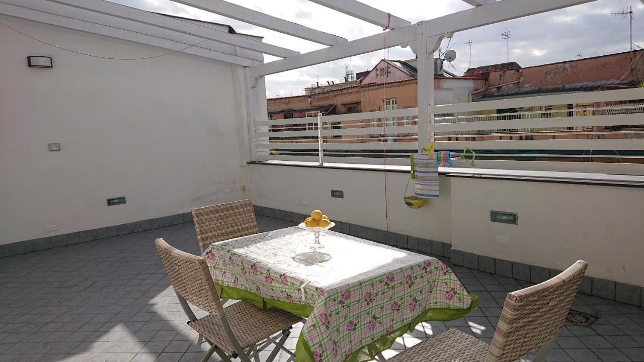 Sky-Terrace In Central Station, 3 Bedrooms Наполи Екстериор снимка